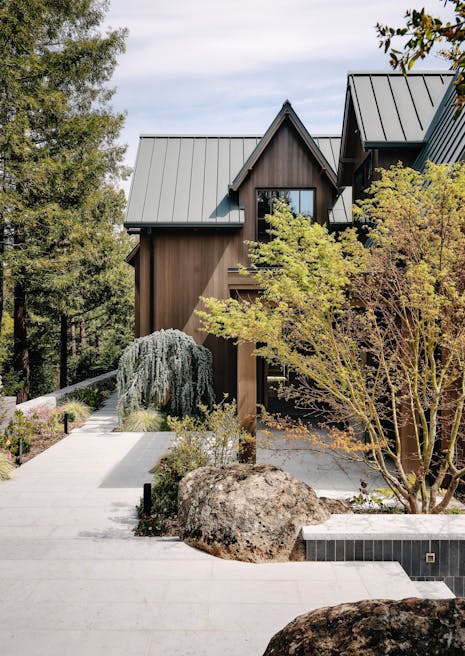 Andrew-Mann-Architecture-California-Woodlands-Estate-Front-Exterior