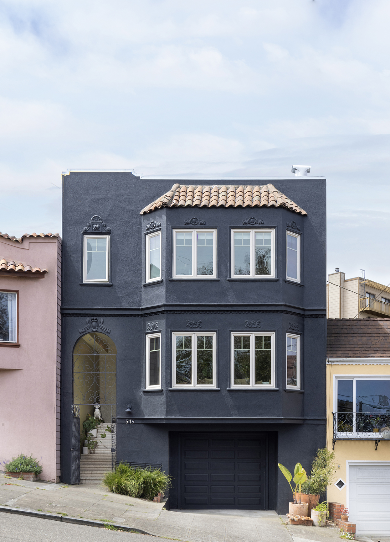 Andrew-Mann-Architecture-California-Sunset-Edwardian-Exterior