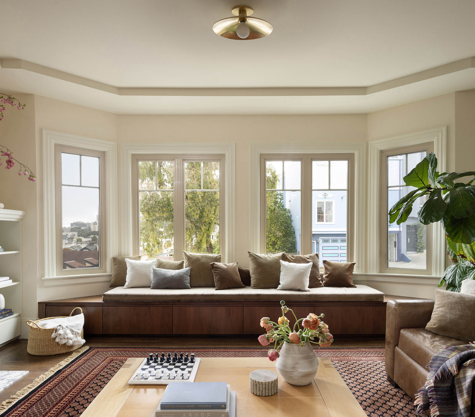 Andrew-Mann-Architecture-California-Sunset-Edwardian-Living-Bench