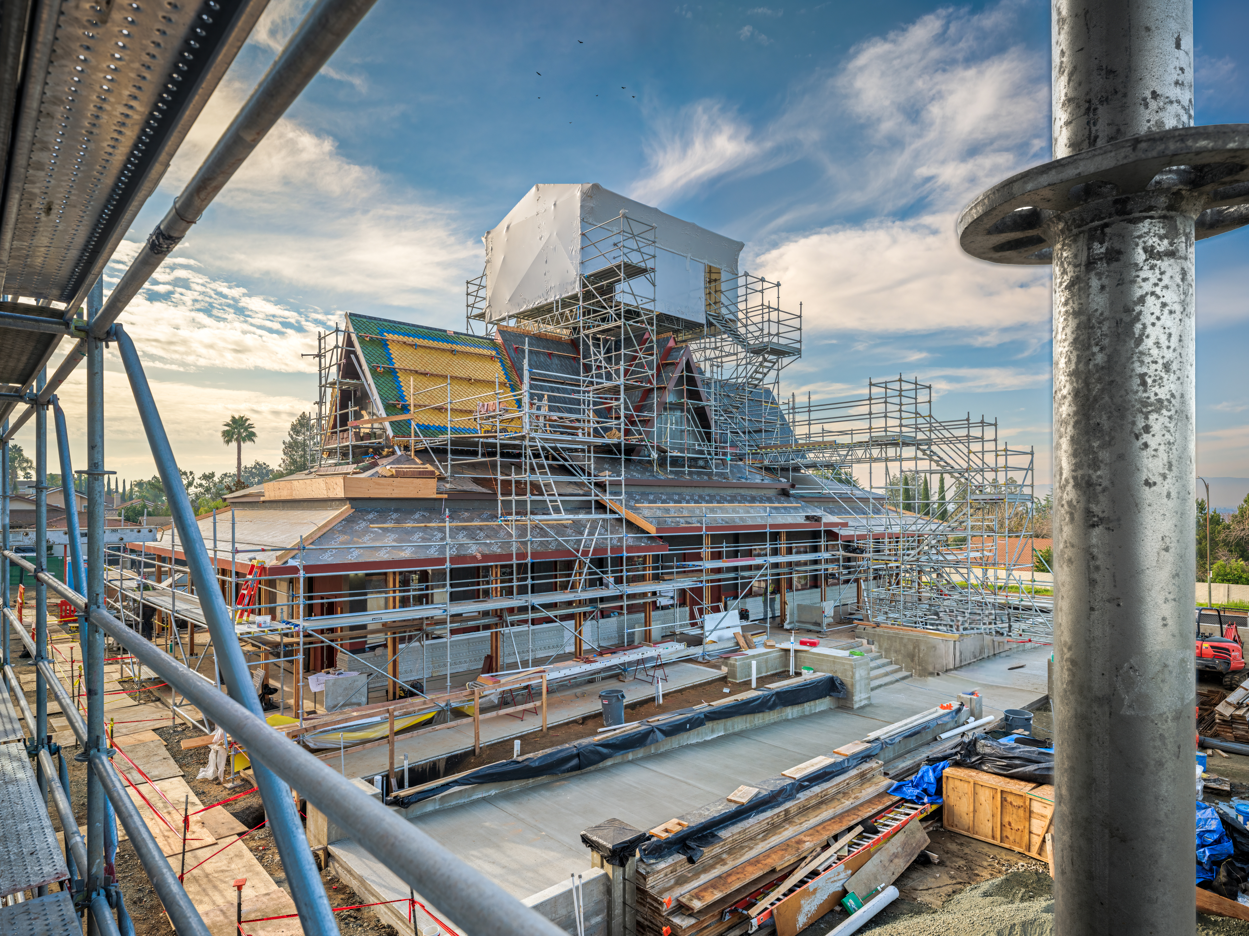 Andrew-Mann-Architecture-California-Wat-Khmer-Kampuchea-Krom-Temple-Exterior-part-iii
