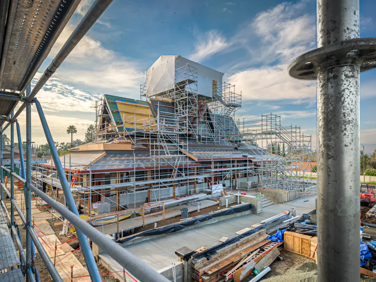 Andrew-Mann-Architecture-California-Wat-Khmer-Kampuchea-Krom-Temple-Exterior-part-iii