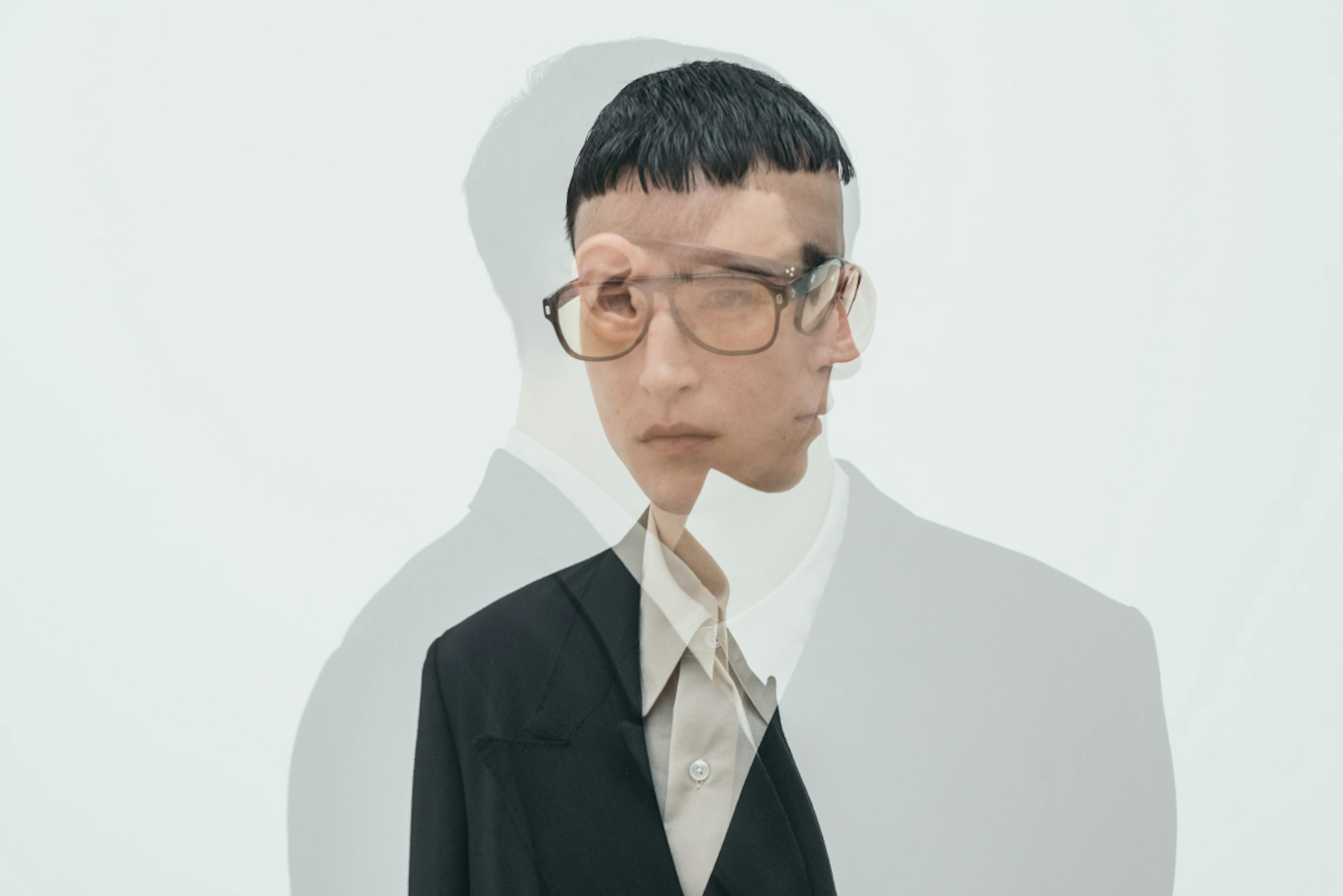 EYEVANのビジュアル / Visual of EYEVAN