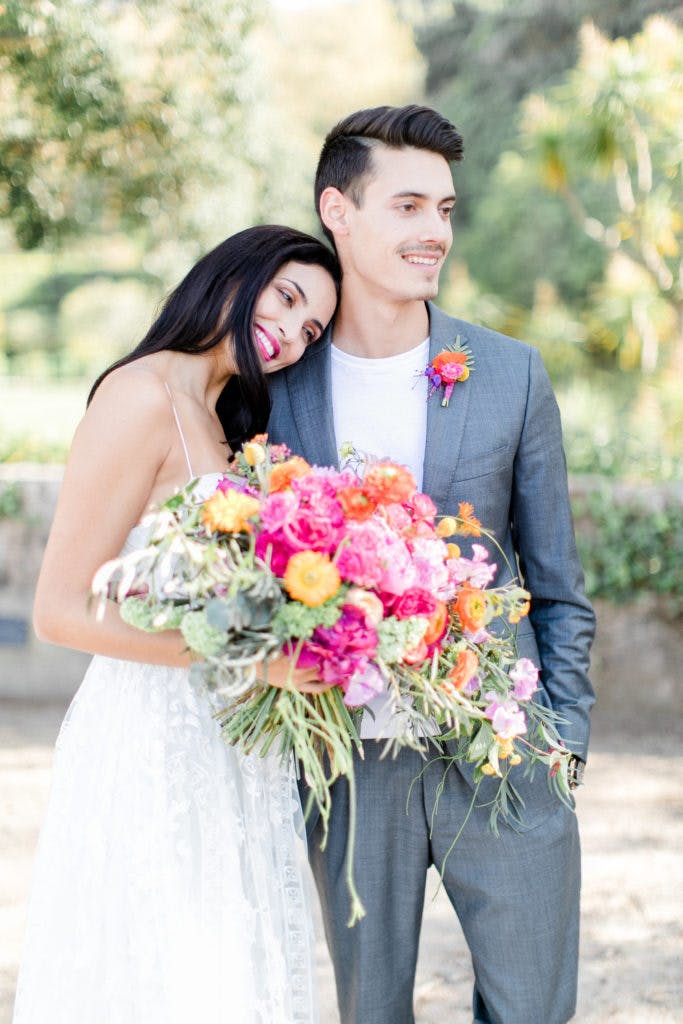 Glückliches Brautpaar in Portugal