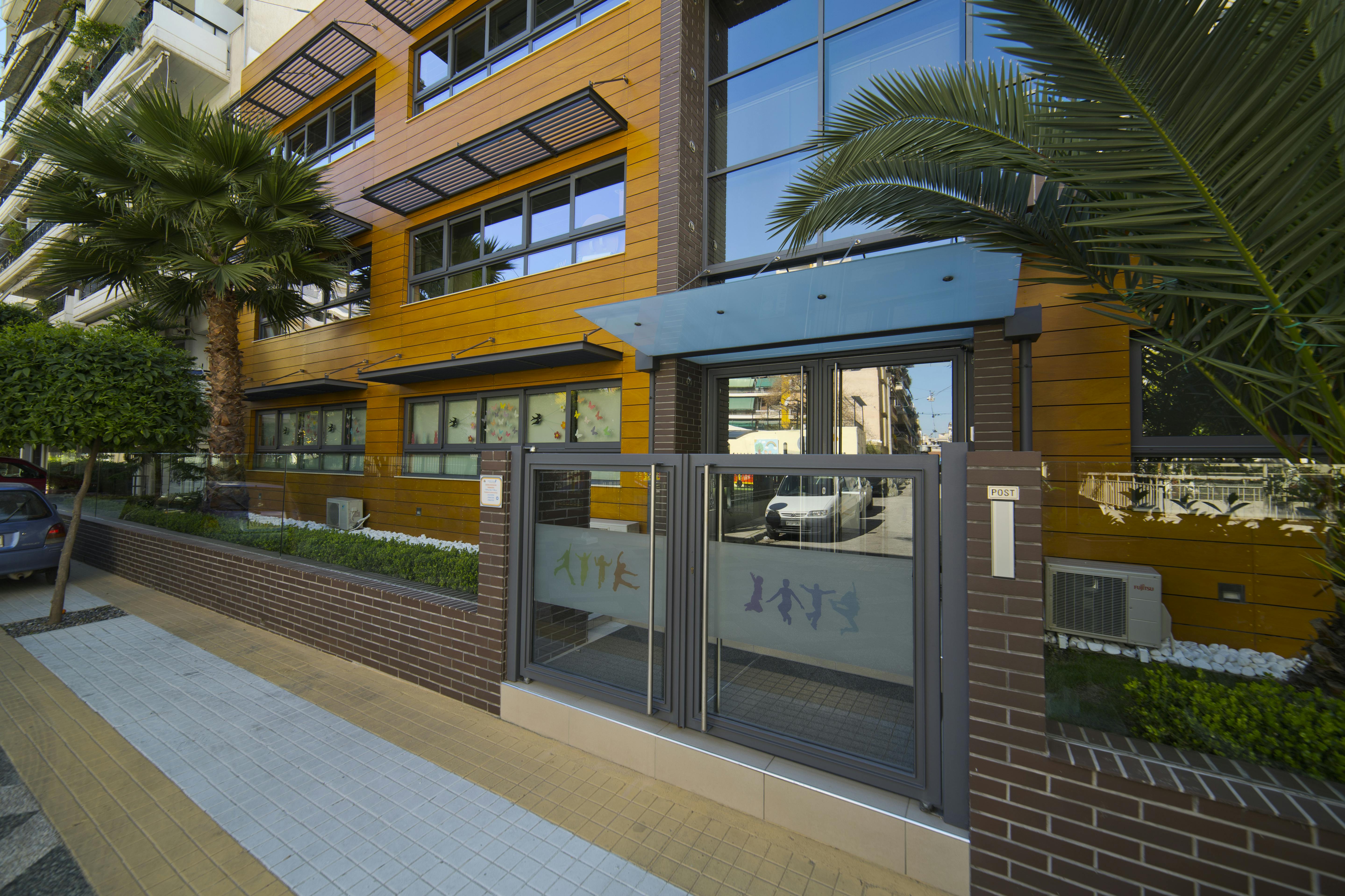 combination of modern materials