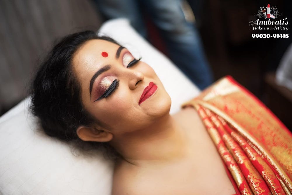 wedding makeup artist