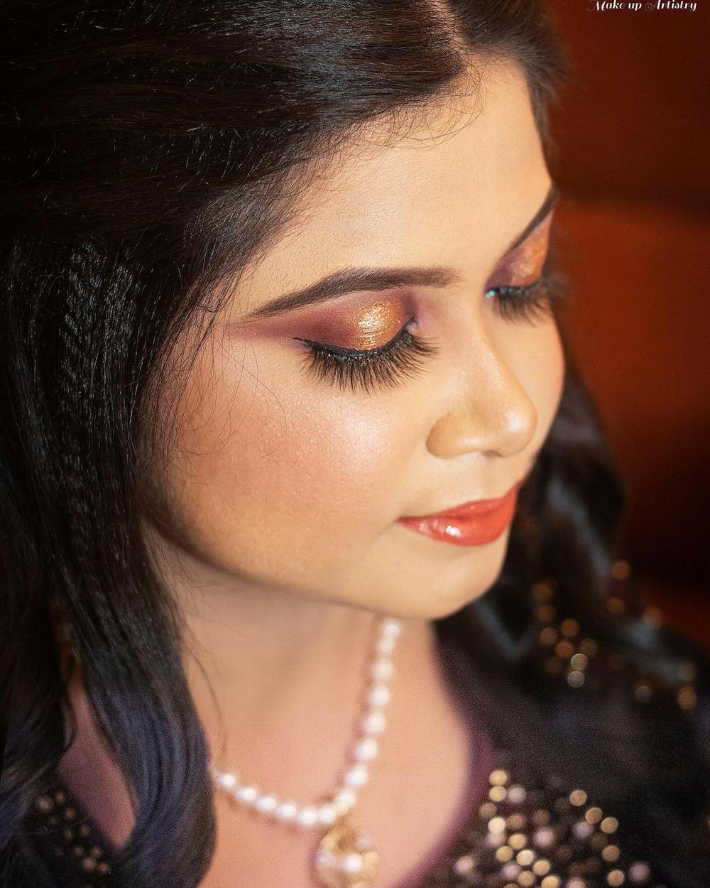 bold makeup look for pre-wedding