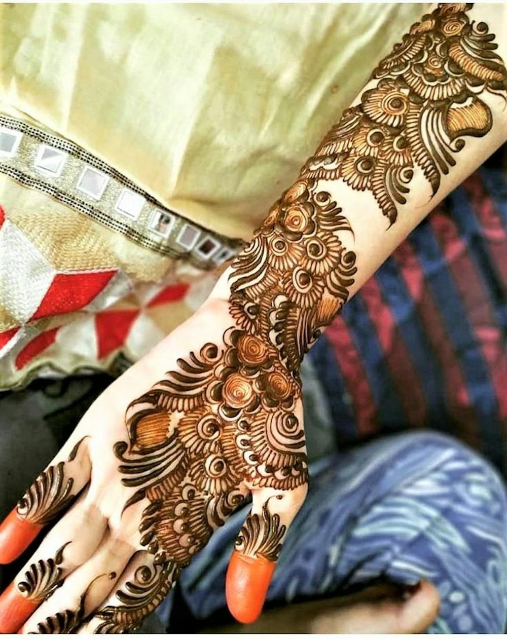 Arabic mehndi design for brides