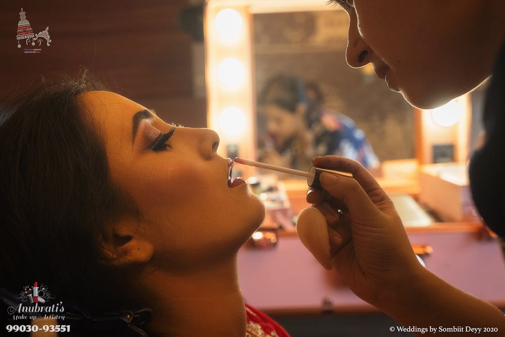 winter makeup tips & trends for brides