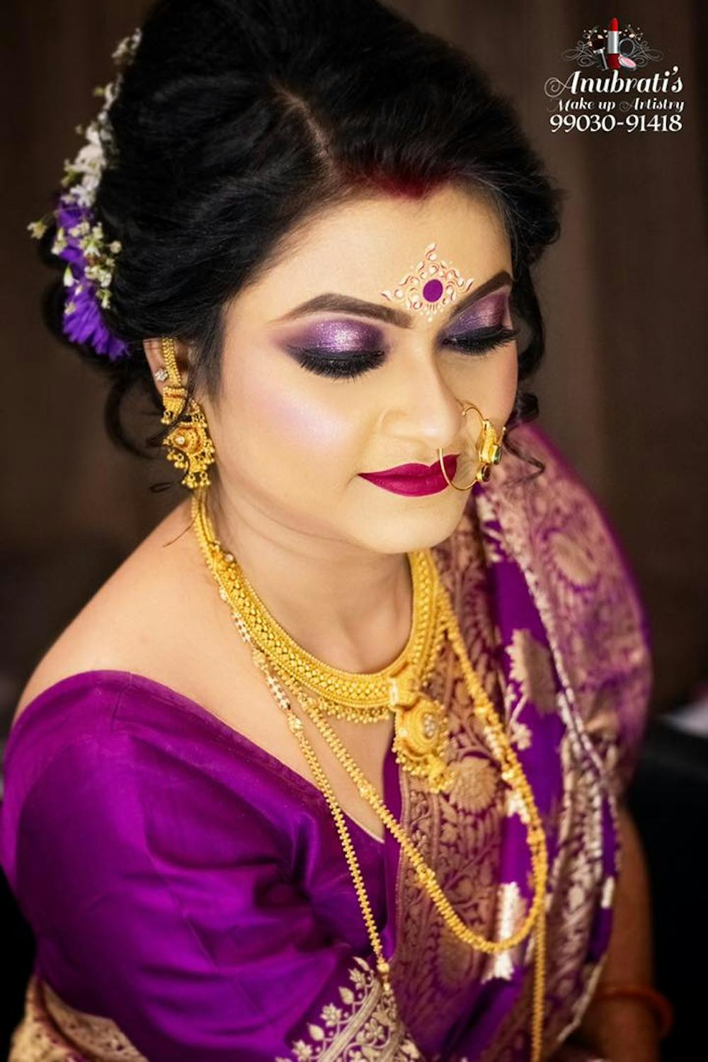 bold makeup look for bengali brides