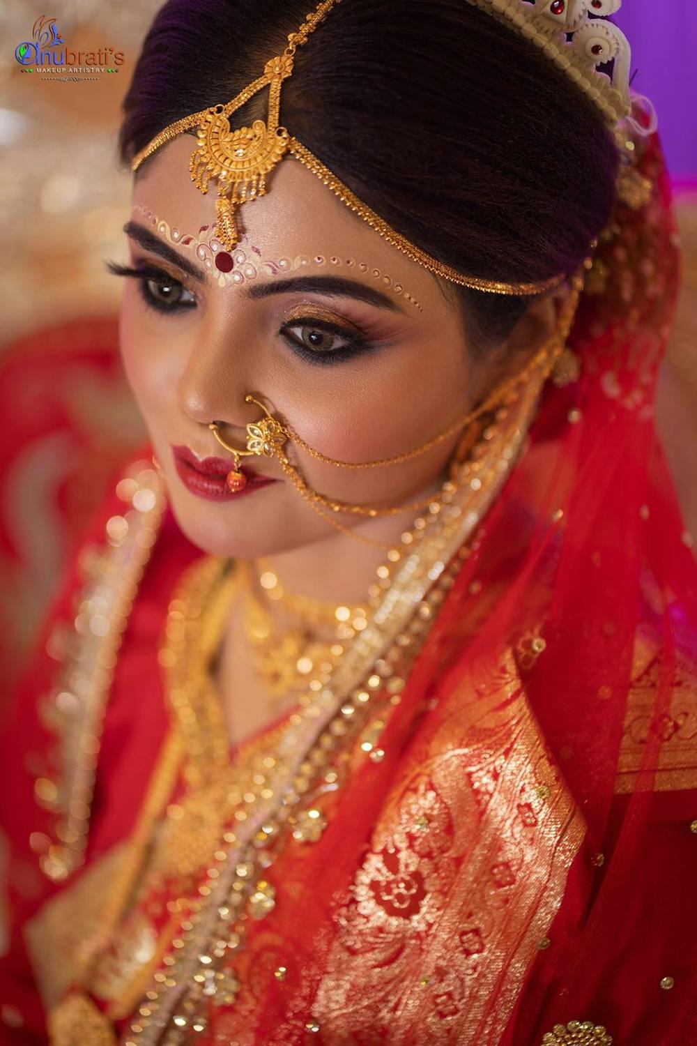glittery bridal chandan bindi design