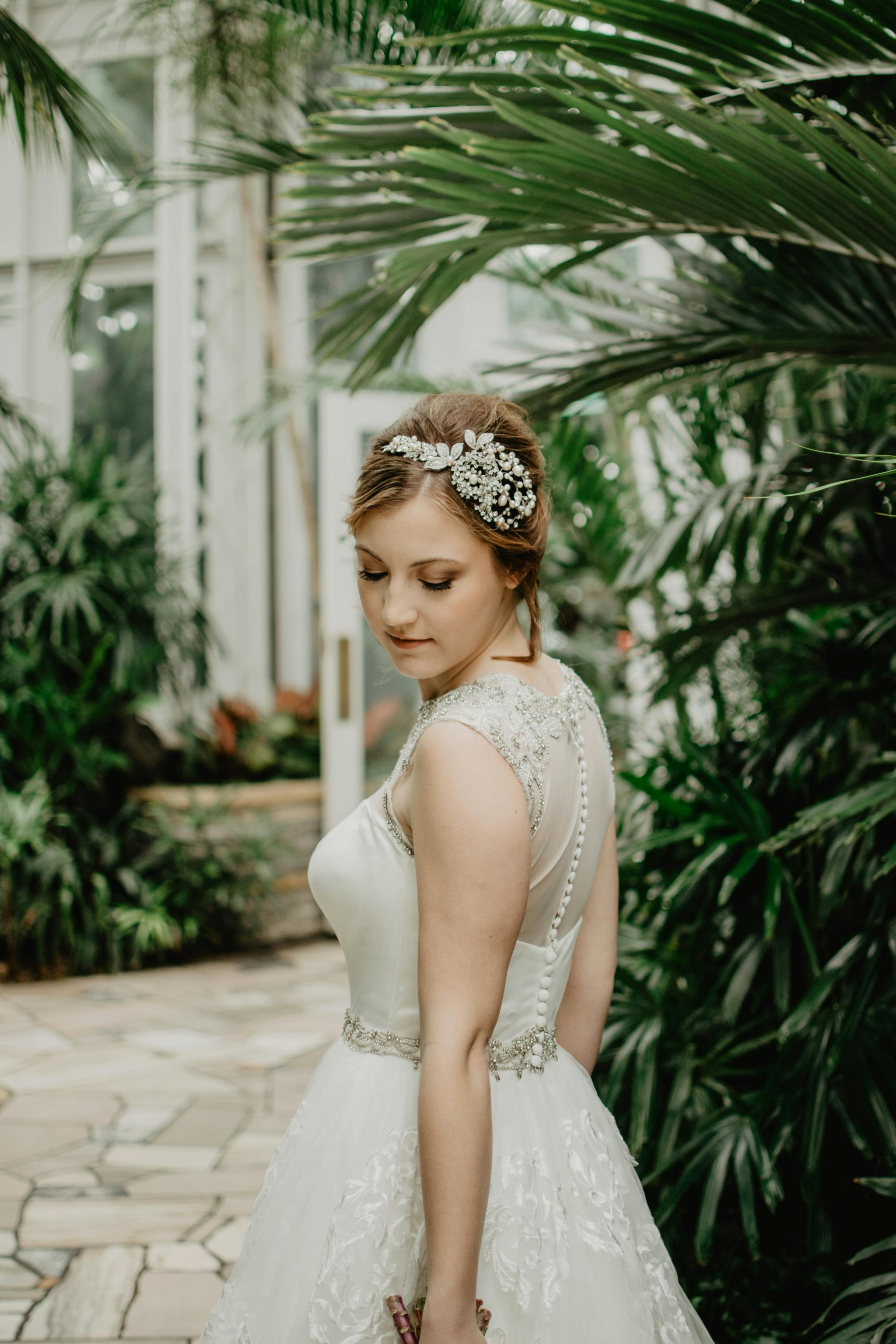 bride tropical garden
