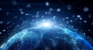 Ilustración digital del planeta Tierra rodeado de redes interconectadas e íconos que representan la comunicación y el intercambio de datos a nivel global.