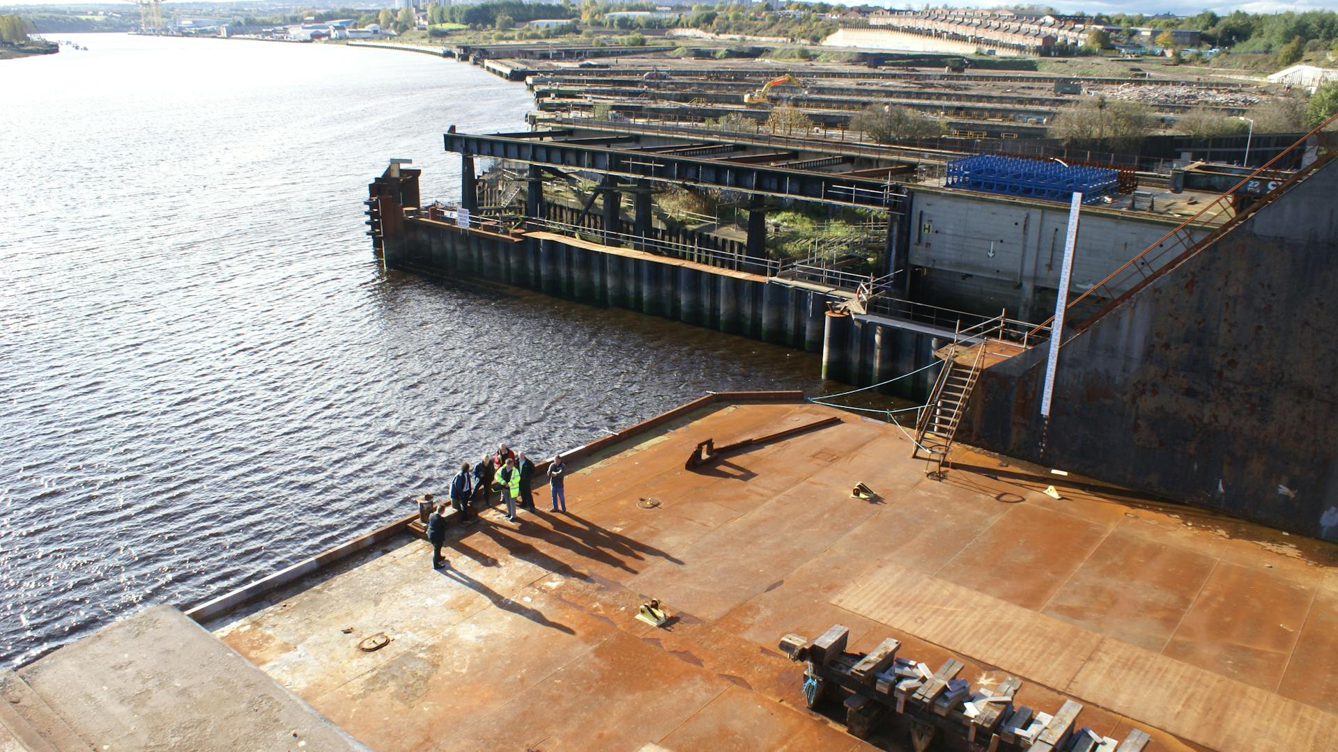 Floating dock