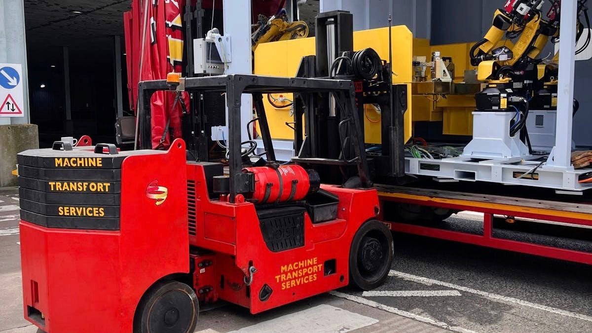 Machine Transport Services -forklift in action