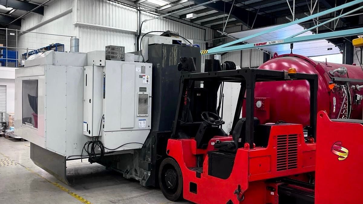 Machine Transport Services - lifting and moving equipment