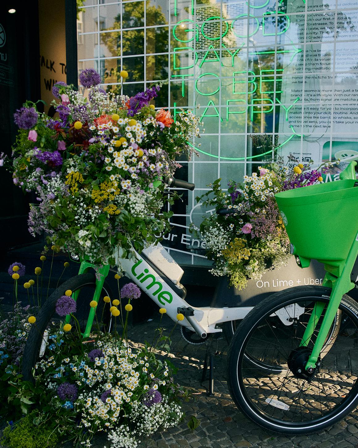 HY.AM Studios created multiple Lime brand experiences in Berlin, combining pop-ups, creator content, music, and community moments to bring urban mobility to life.