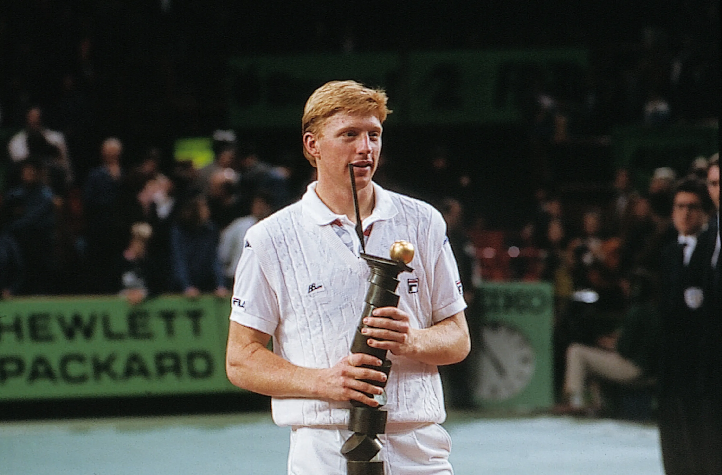 Boris Becker / Photocall trophée - Rolex Paris Masters 1989