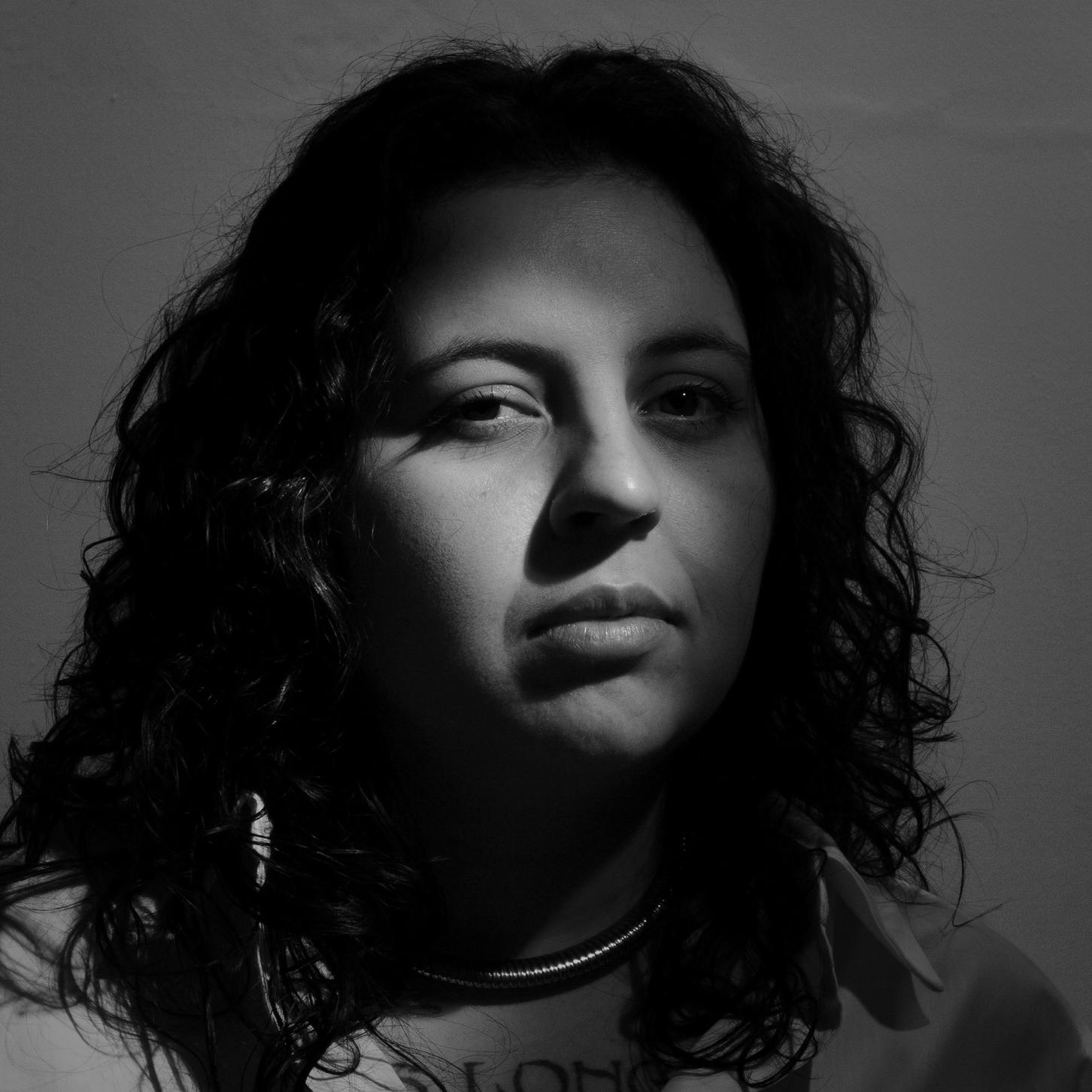 Capa do artigo "Perguntas, Respostas: Maria Alvina"