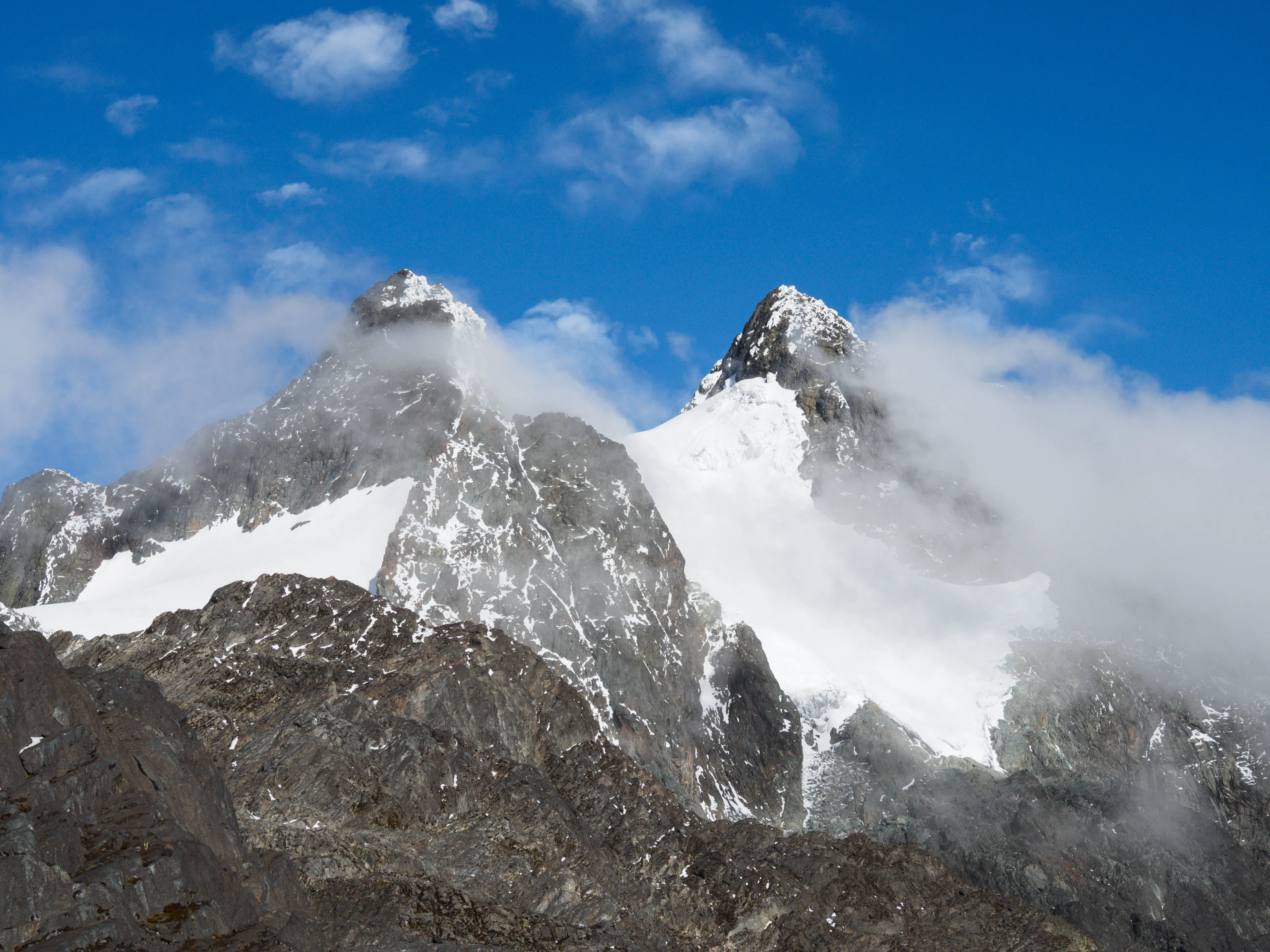Margherita Peak, Rwenzori — Africa's 3rd highest summit, permanently glaciated. · Wikimedia Commons / CC-BY-SA