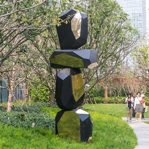 RockFormationTower 350 Bronze