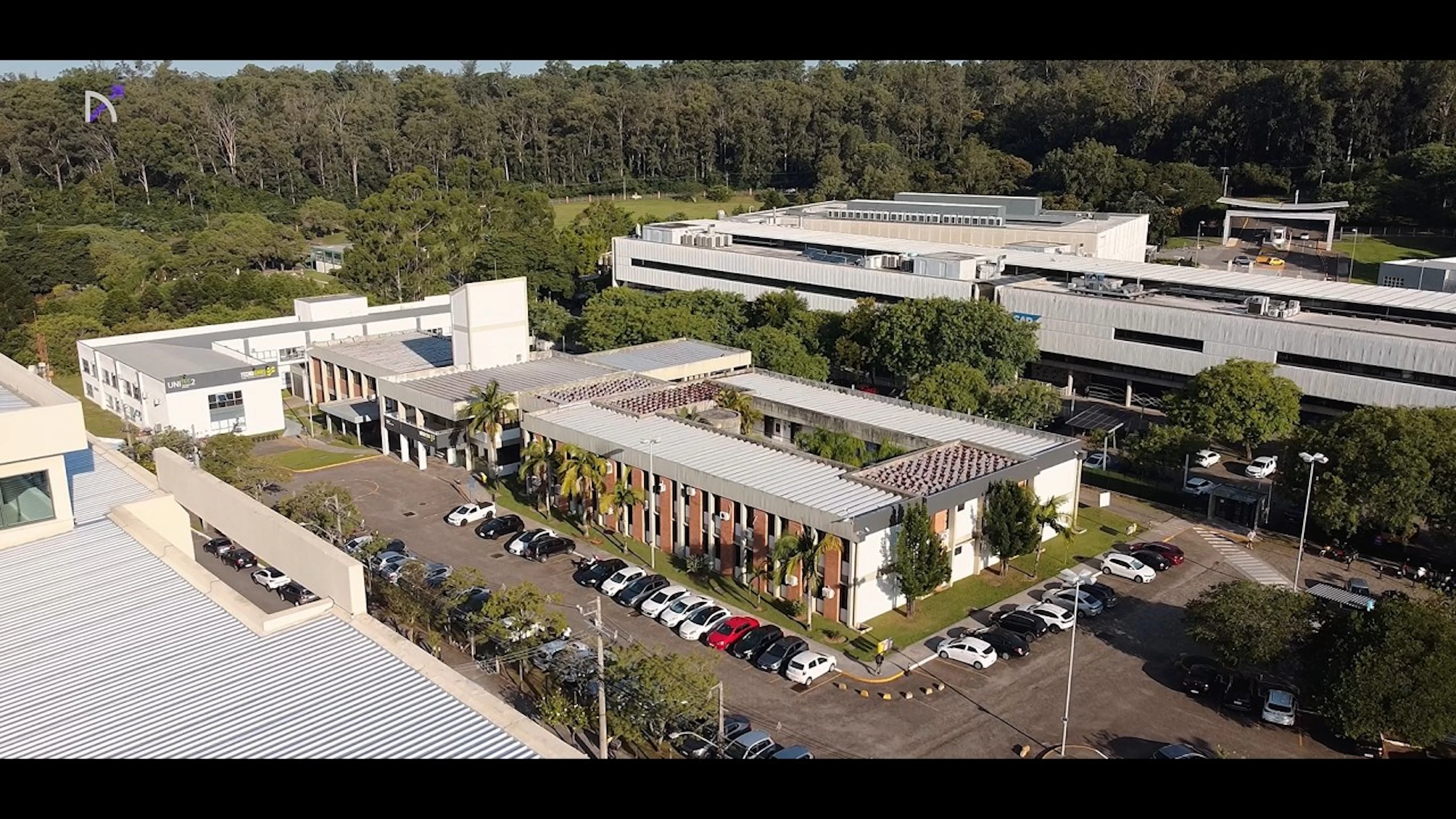 Vista aérea do parque tecnológico onde fica a Arkium, em São Leopoldo, capa do vídeo institucional da Arkium