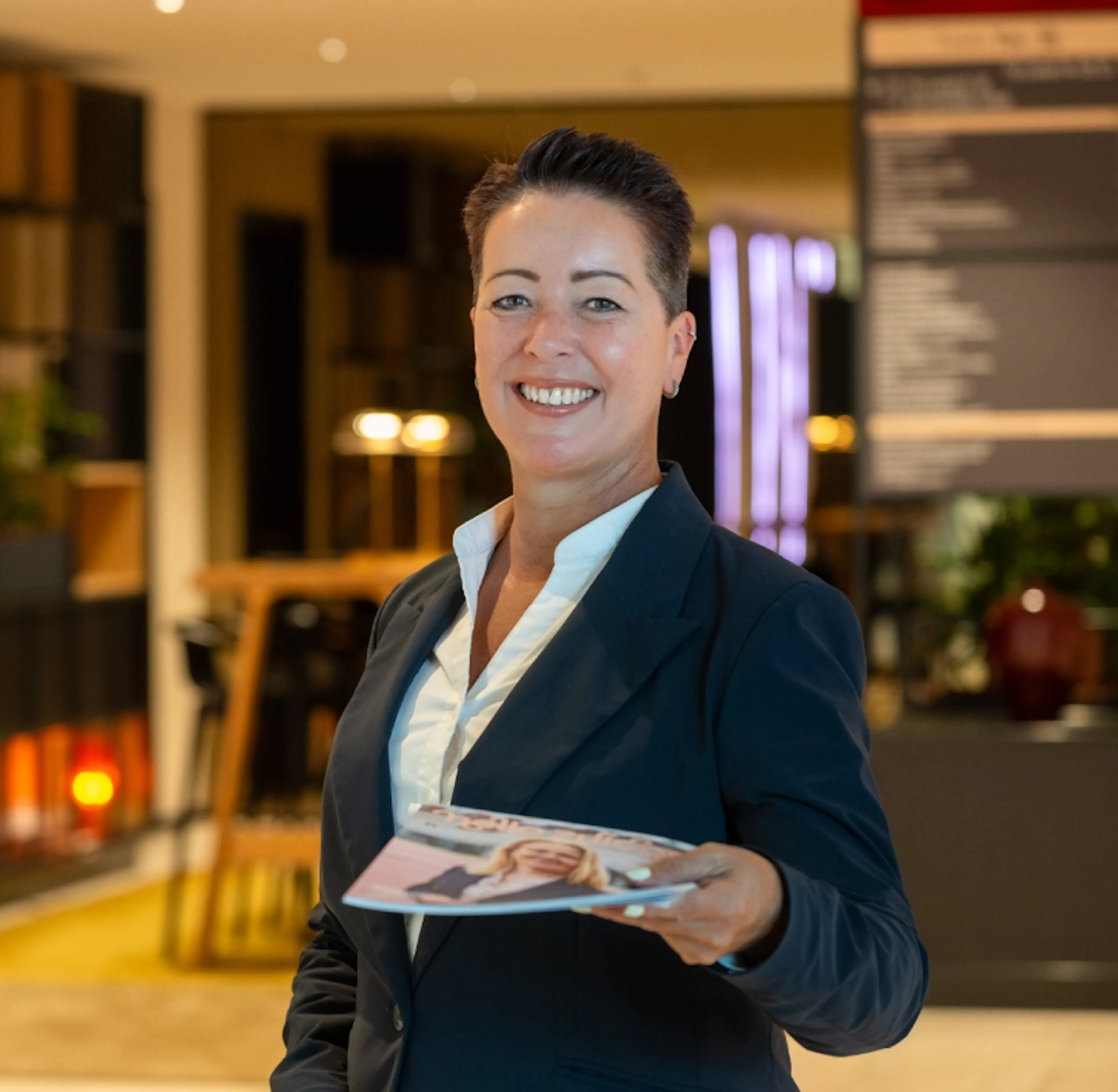vrouw aan het lachen