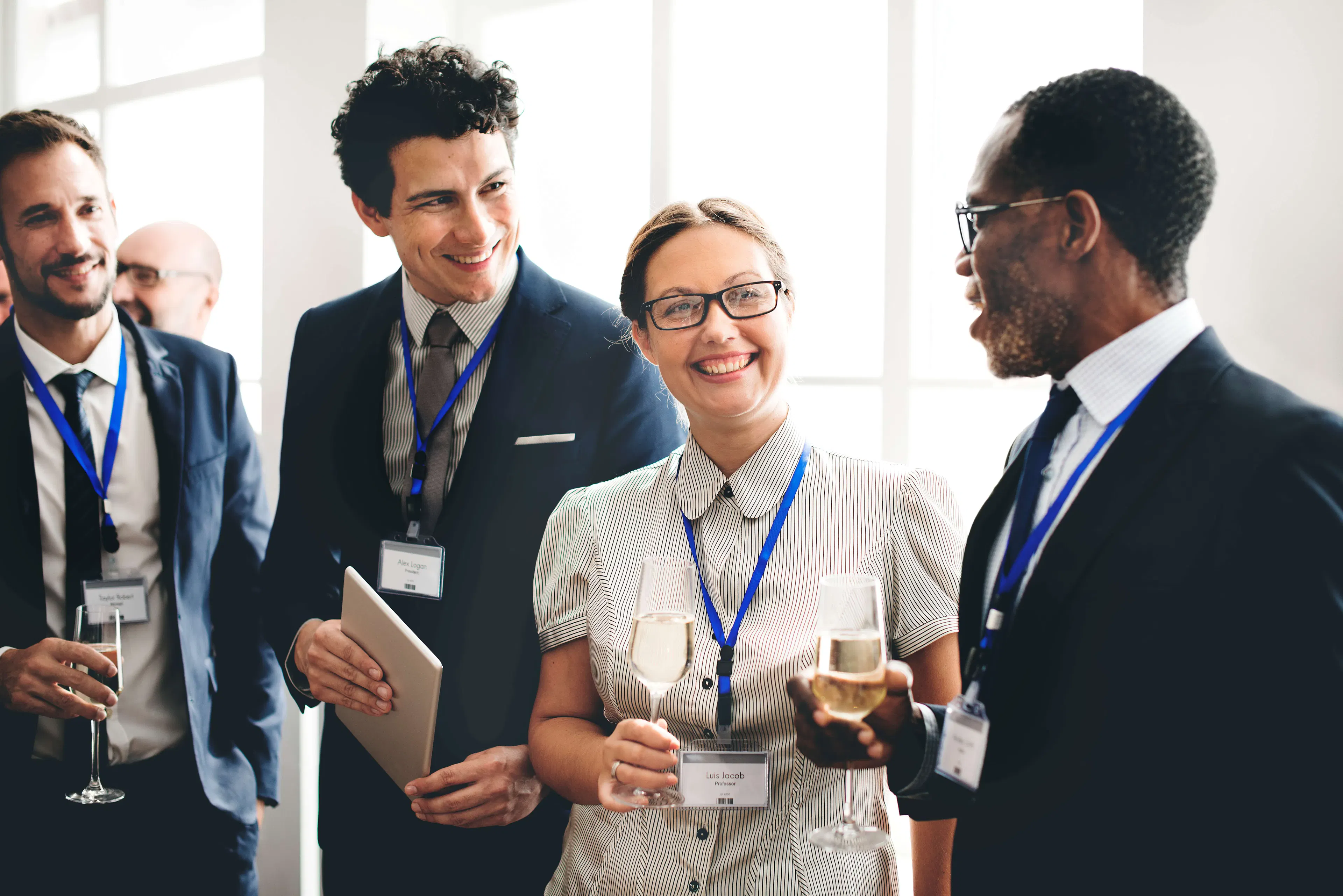 Personas en un evento profesional