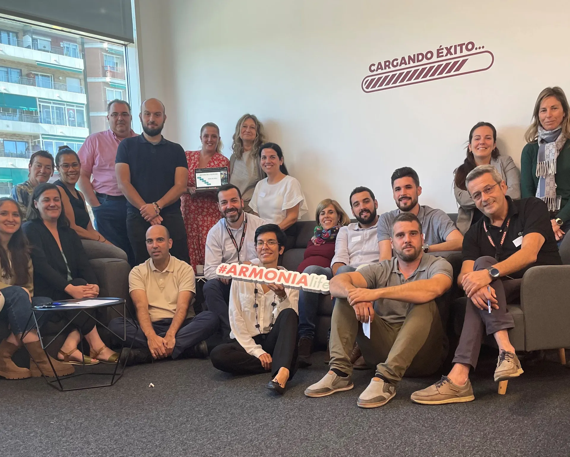 el equipo de armonia en una formacion