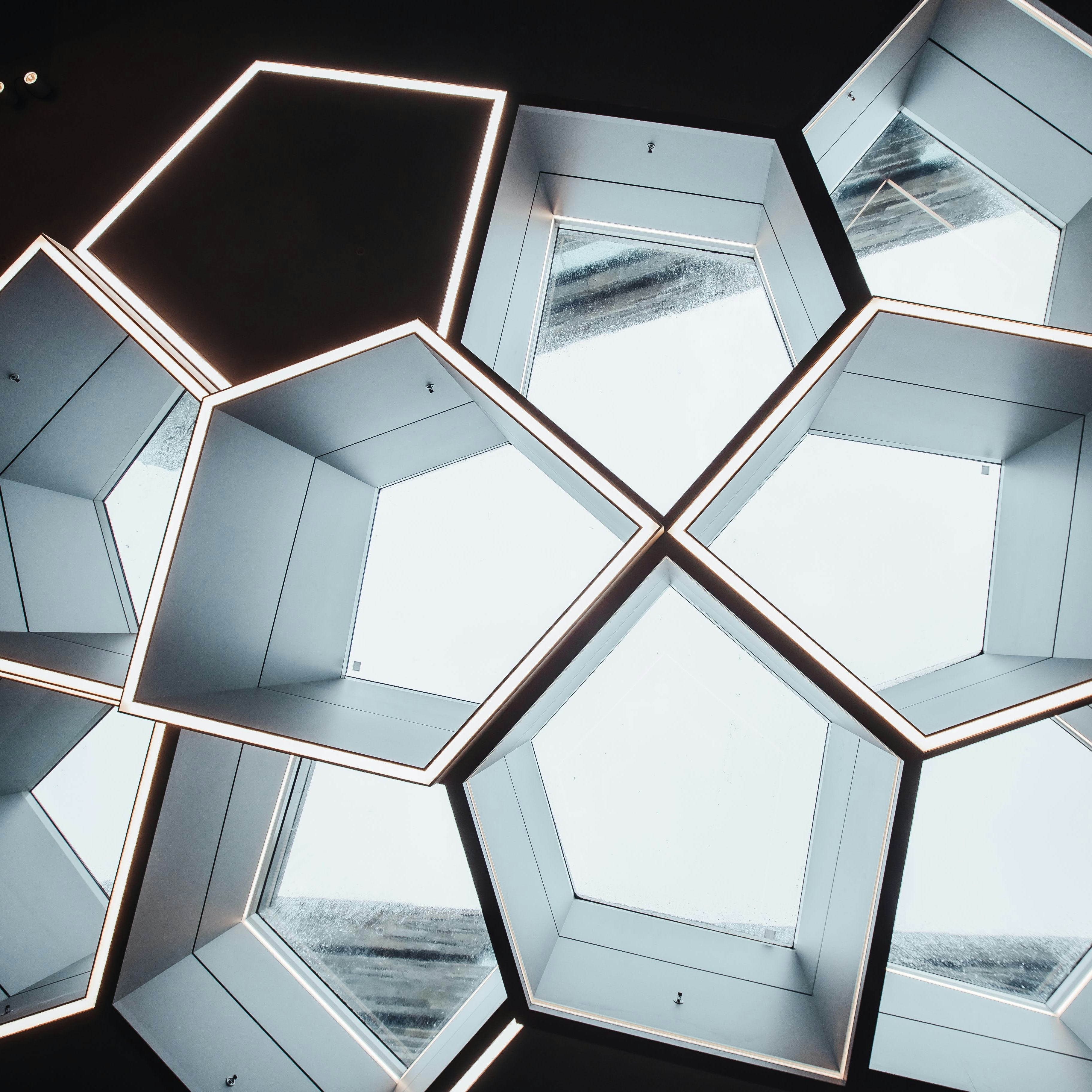 Gluggar í lofti í Reykjastræti