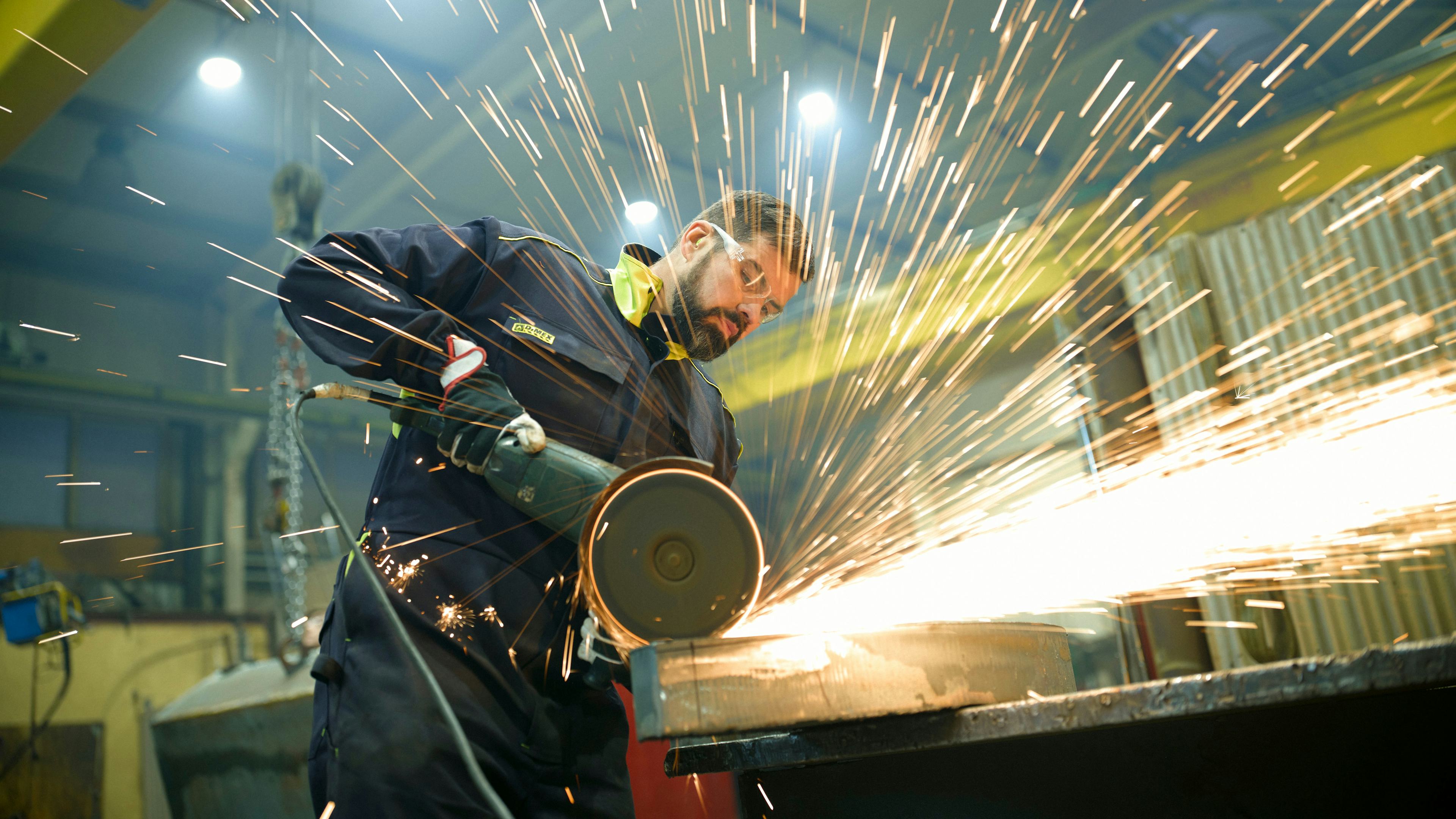 Iðnaðarmaður að störfum