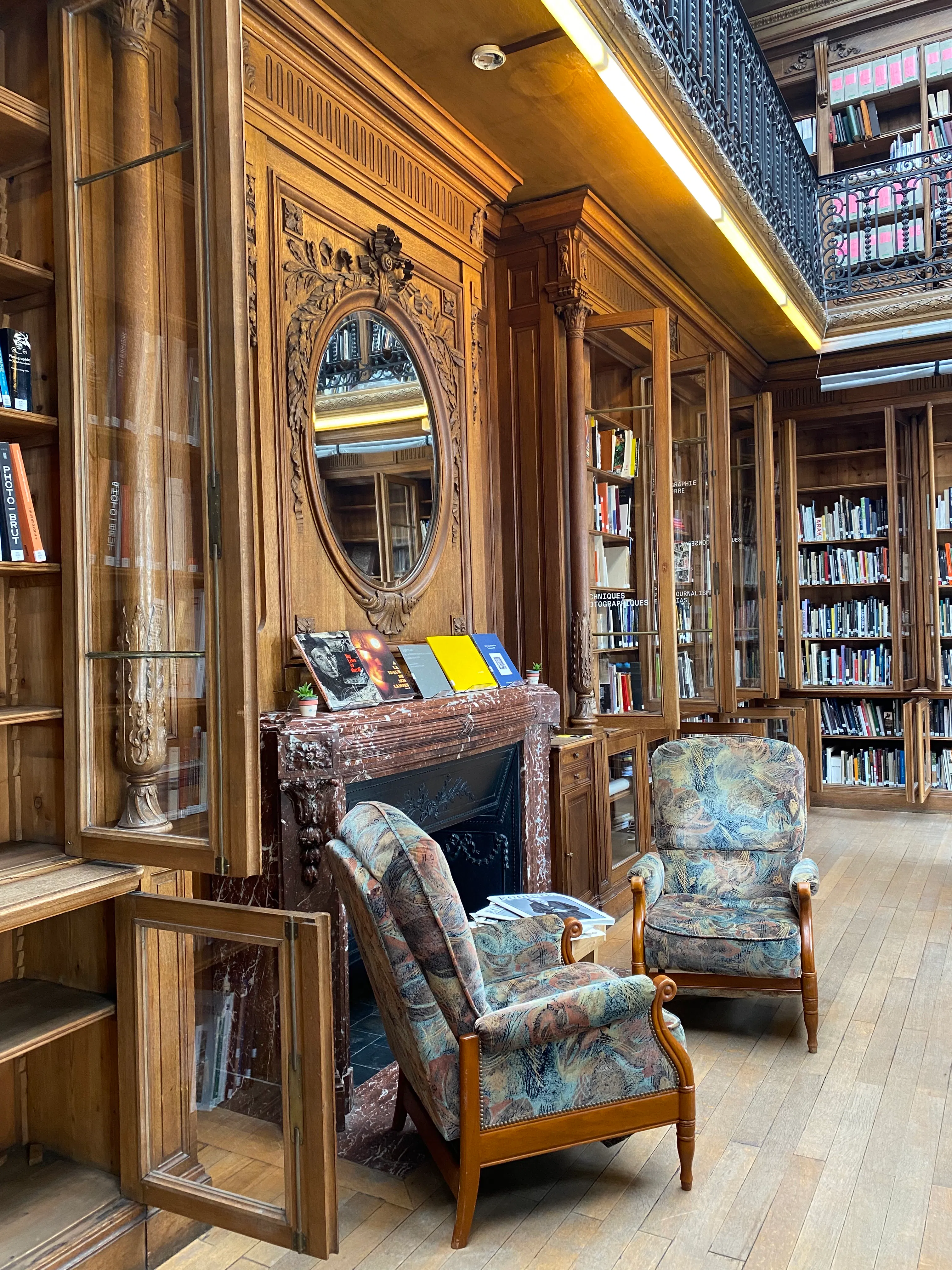 4 Livres à consulter à la bibliothèque de l’institut pour la photographie