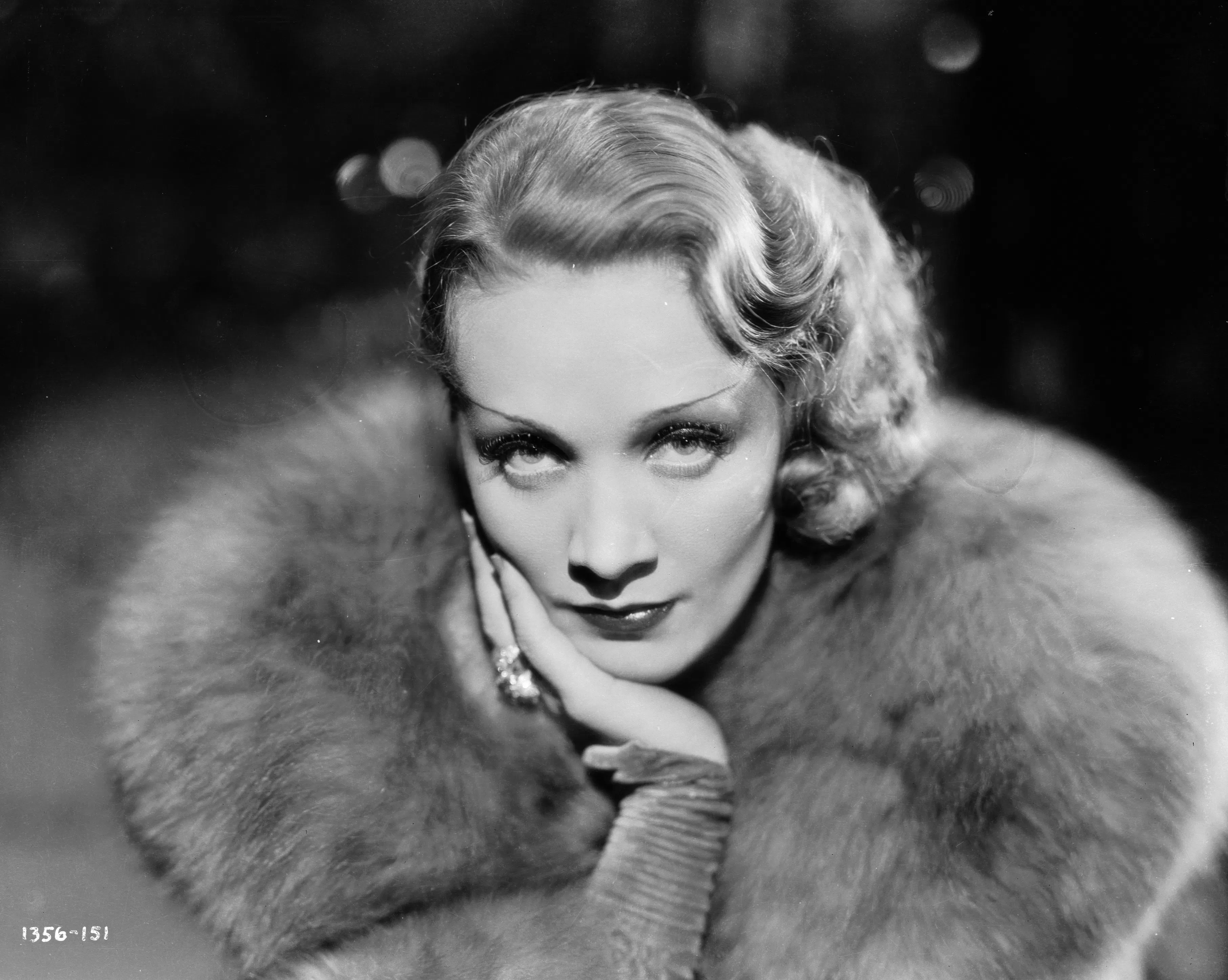 Marlène DIETRICH, une femme complexe et une actrice décomplexée.