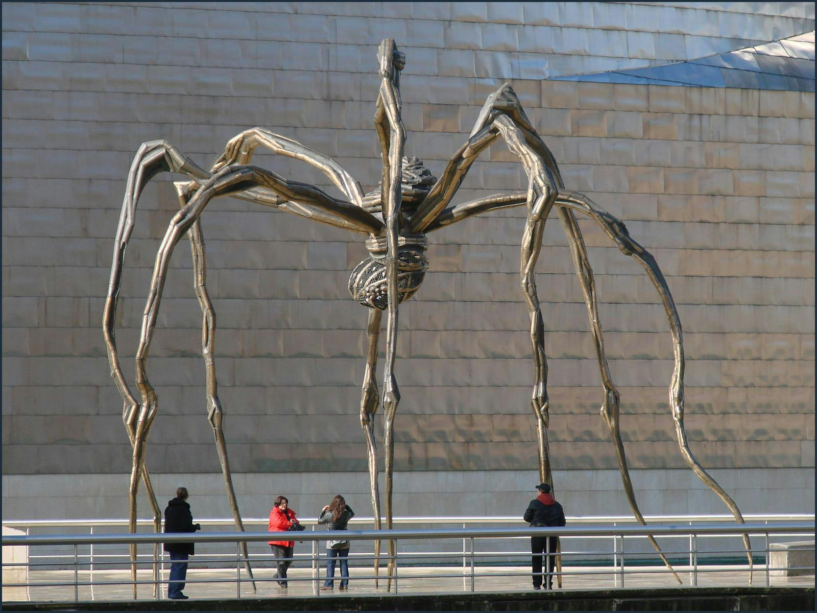 Louise Bourgeois, detail view of Maman, 1999, cast 2001. Bronze, marble, and stainless steel. 29 feet 4 3/8 in x 32 feet 1 7/8 in x 38 feet 5/8 in (895 x 980 x 1160 cm).
