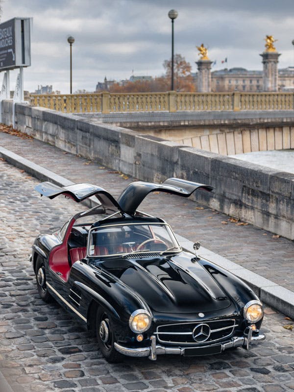 1955 Mercedes-benz 300 Sl Papillon 
Estimation : 1 300 000 – 1 600 000 €