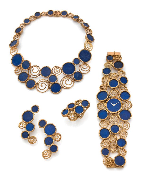 Piaget 
Parure en or jaune 18k  
et lapis-lazuli 

Vendu 125 764 € 