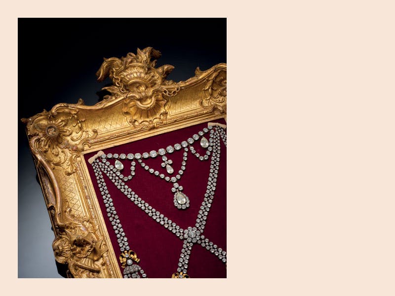 <h2>Marie-Antoinette’s Necklace, A Historic Replica to Be Auctioned at Artcurial</h2>