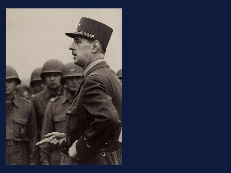 <h2>Remise chez Artcurial du manuscrit original de l’Appel du 18 juin aux Archives nationales par les petits-enfants du général de Gaulle</h2>