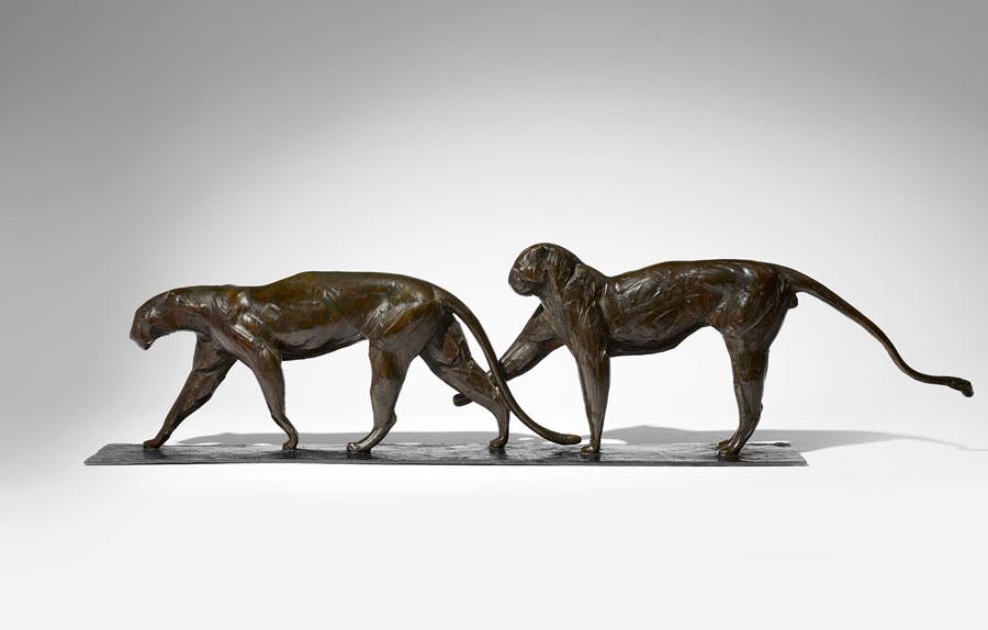 Rembrandt Bugatti (1884-1916)
Deux léopards marchant, le mâle lève une patte - circa 1904-1934
Estimation : 250 000 - 350 000 €