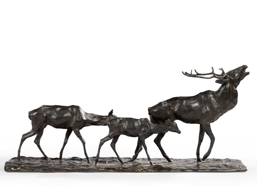 Rembrandt Bugatti (1884–1916)
Cerf bramant suivi par une biche et son faon – 1903
Vendu 1 079 600 €