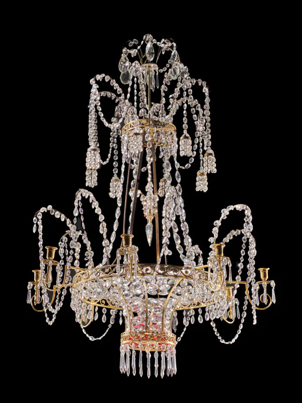 Lustre allemand d’époque néoclassique, fin du XVIIIe siècle  
Attribué à Werner & Mieth  
Estimation : 20 000 - 30 000 € 