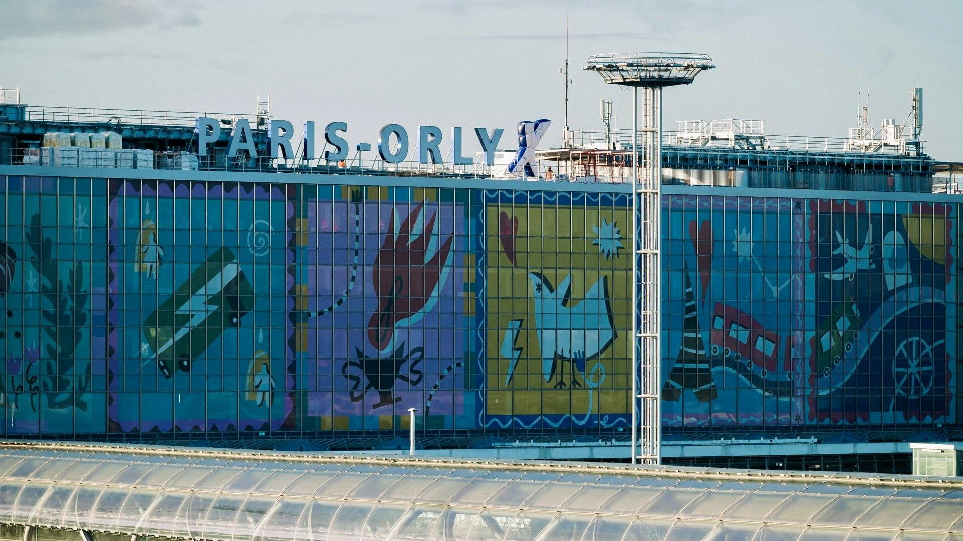 Facade Paris Orly Orlyx banquet Astérix