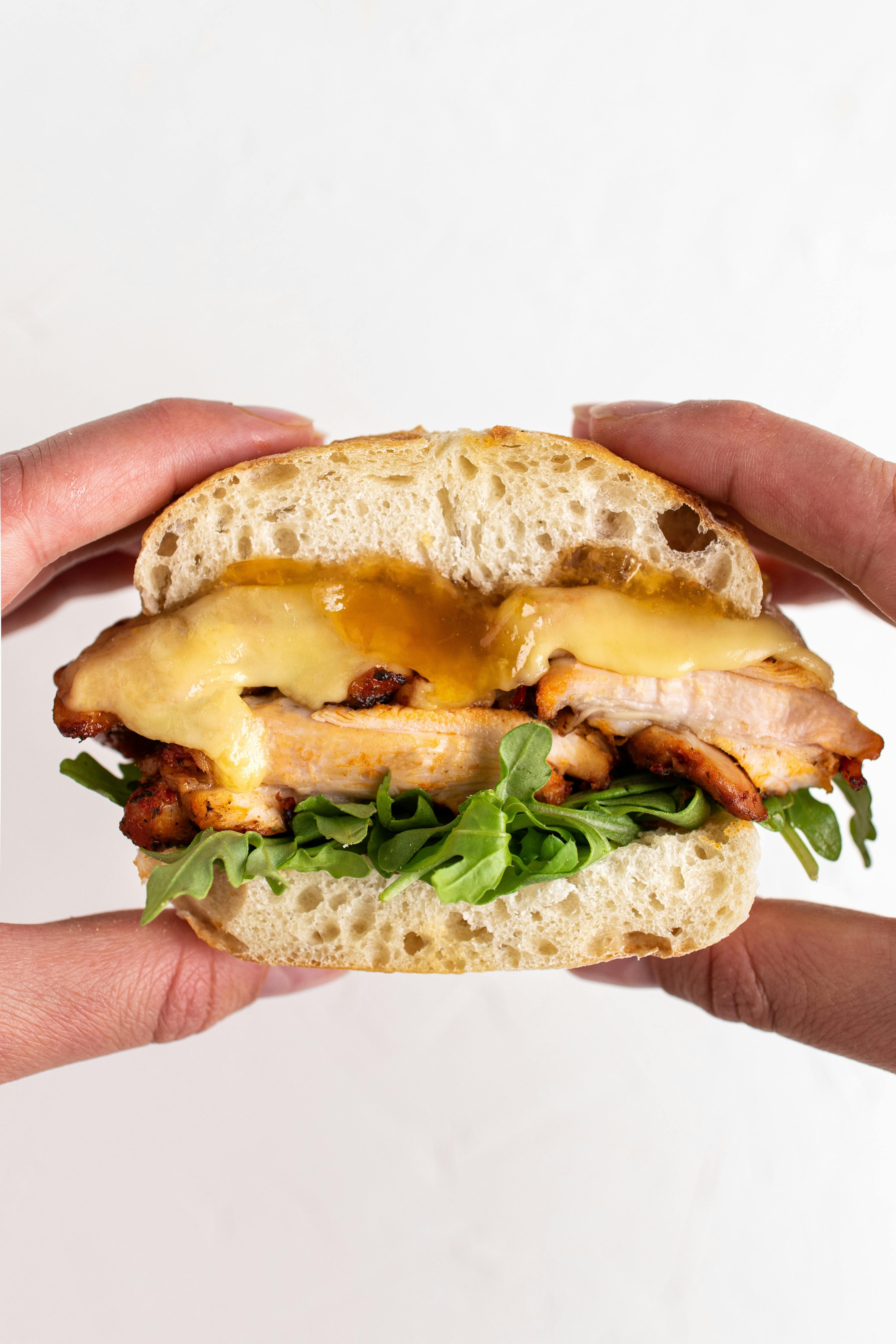 Harissa Chicken Thigh Gouda Sandwich Artikaas