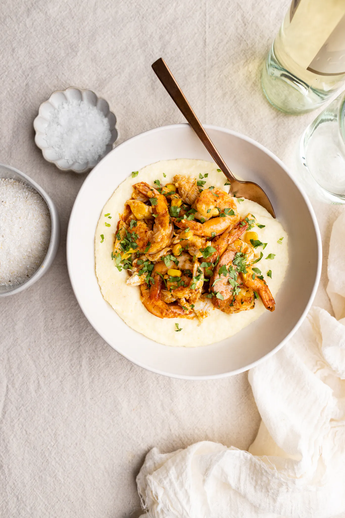 aged gouda shrimp and grits artikaas