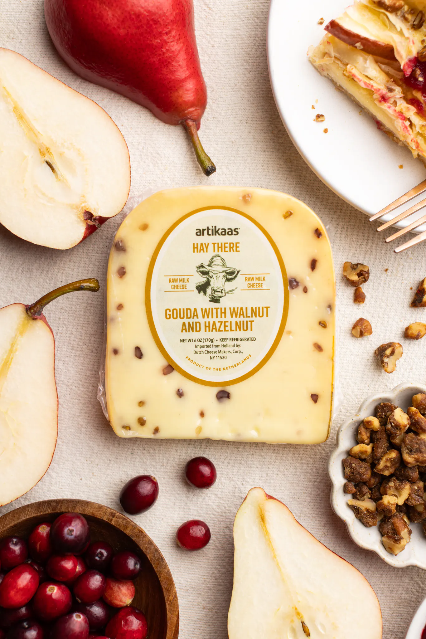 Artikaas Walnut Hazelnut Gouda
