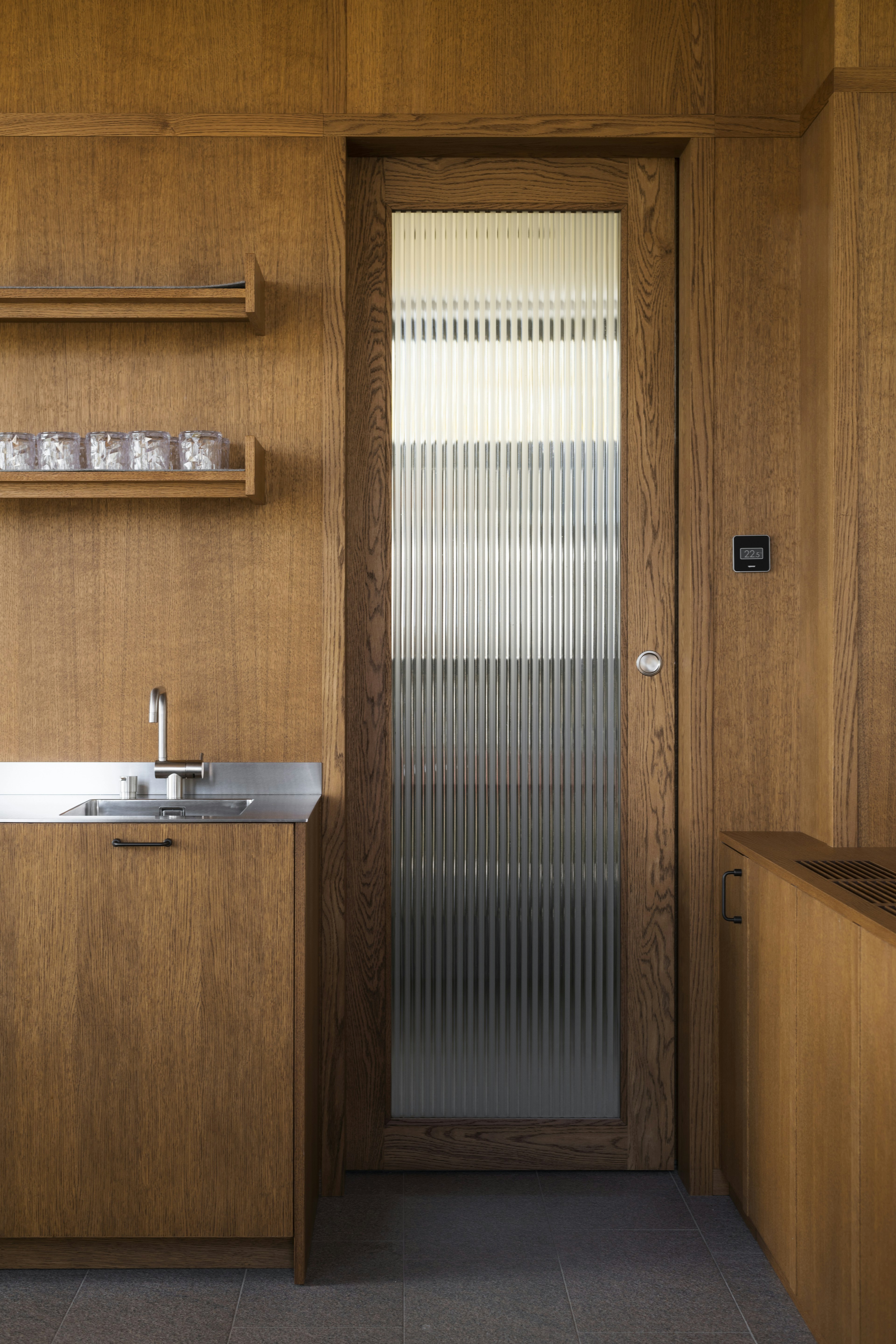 Arkitekt privatbostad - arkitekt ritade hus med trä interiör