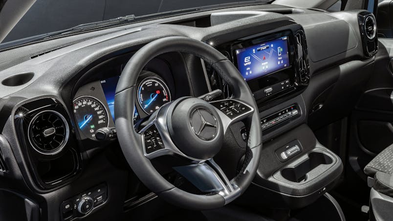 Mercedes-Benz eVito mælaborð og skjár