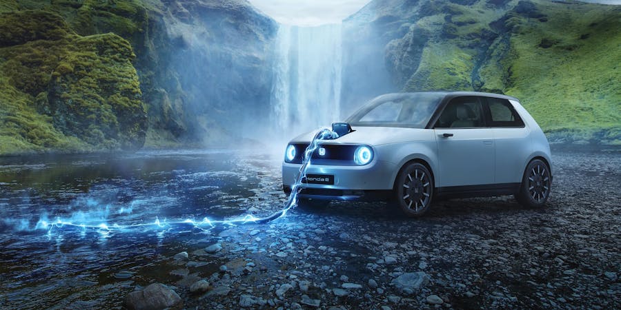 Honda e við Skógarfoss