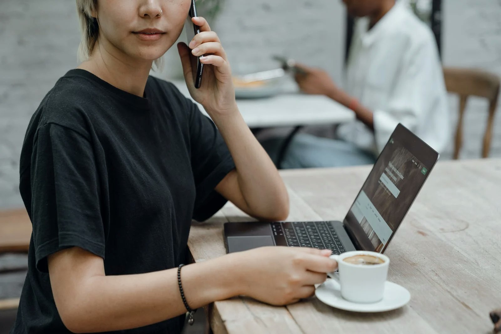 Présidente asl demandant une démo de la plateforme ASL Community