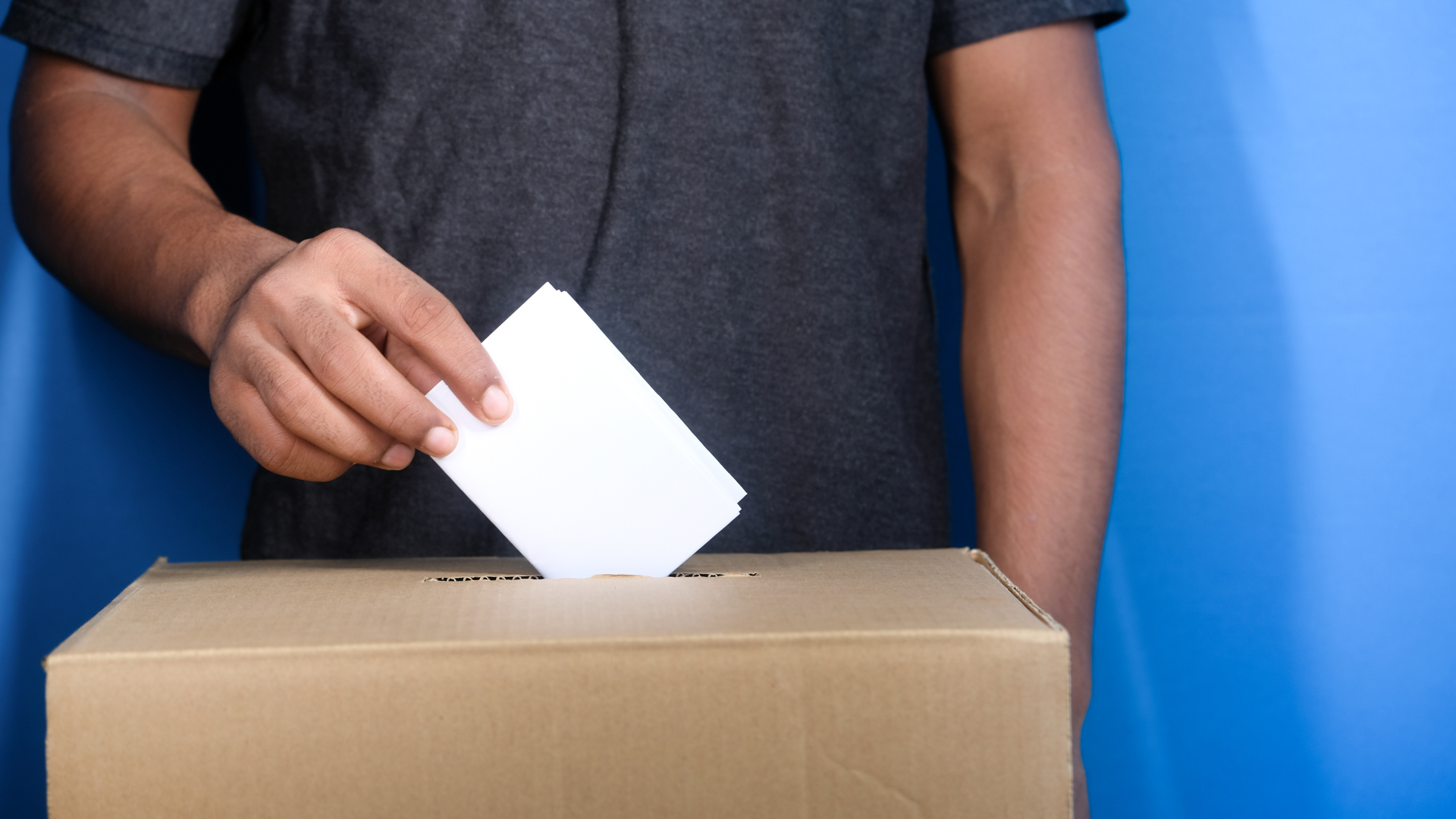 Photo illustrant le vote d'une résolution pour l'ASL