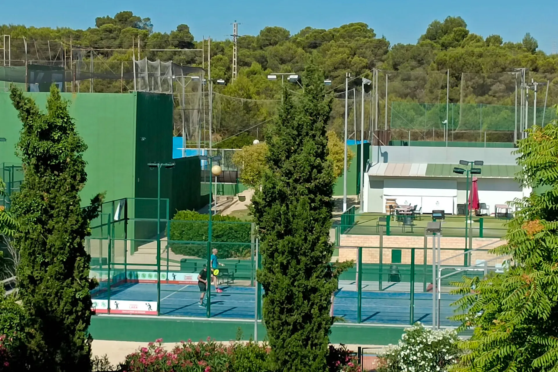 Un nuevo nombre. Un futuro de confianza.